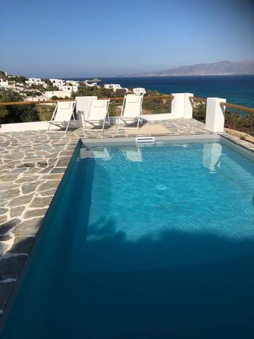 Vacation Rental for 11 Guests in Plaka (Naxos), Cyclades, Picture 3