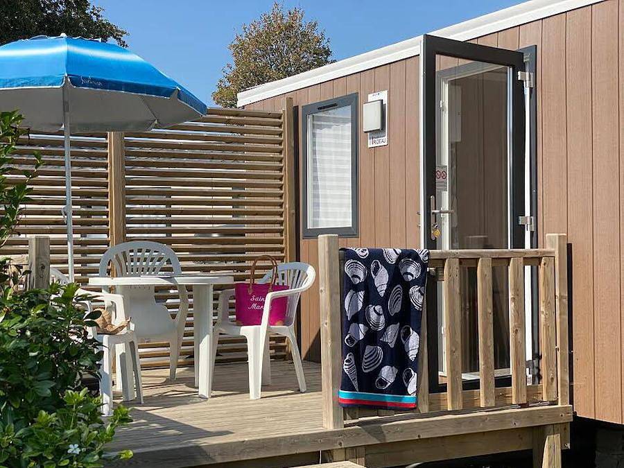 Camping Le Helles  - Mobilhome 2 personnes - Mobil-home | Comfort | 1 Ch. | 2 Pers. | Terrasse surélevée non couverte | 1 Sdb | Tv in Combrit, Côte de Cornouaille