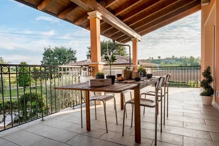 Gîte pour 6 personnes, avec piscine et balcon/terrasse à Desenzano del Garda - 3