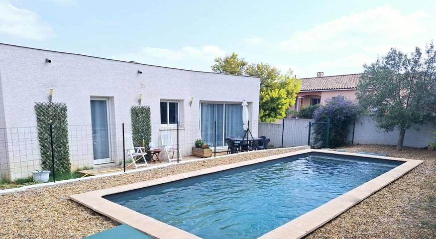 Chalet para 6 personas, con vistas además de piscina y jardín - 1