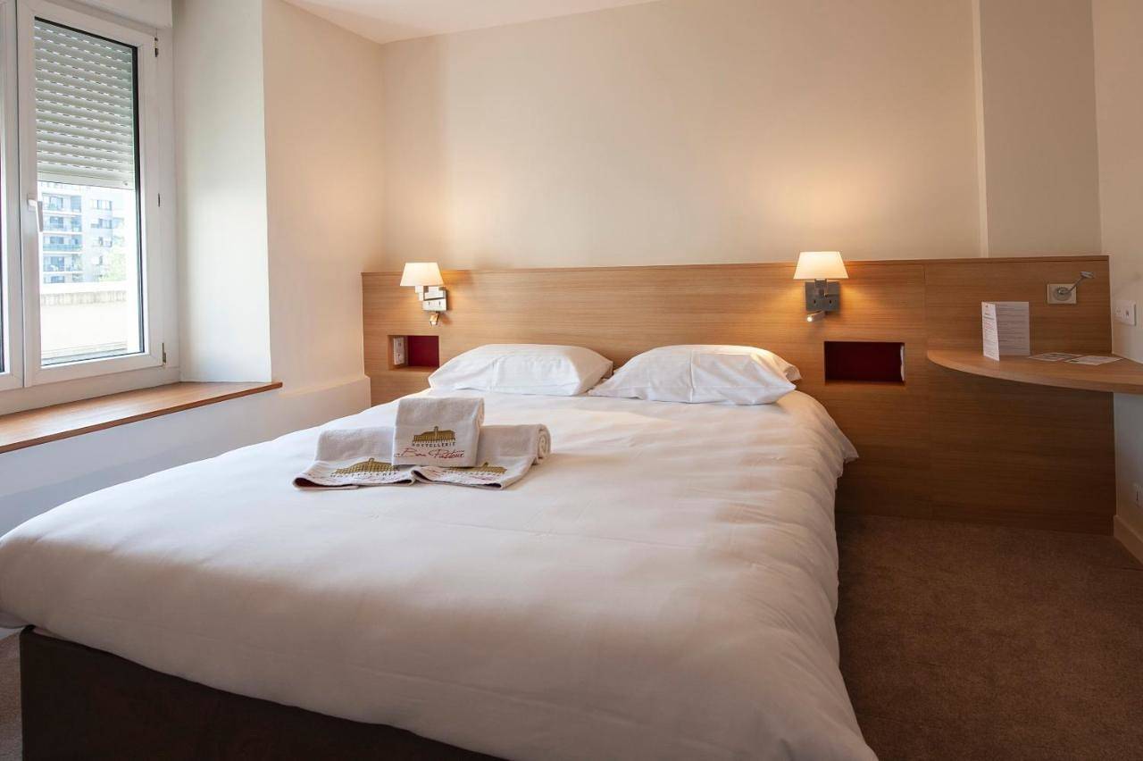 Twin Comfort Room in Angers, Région d'Angers
