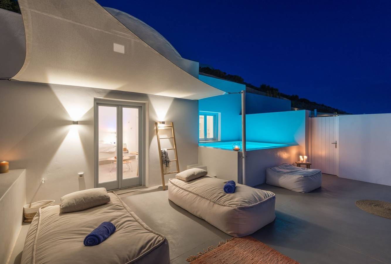 Villa for 2 People in Santorini, Cyclades