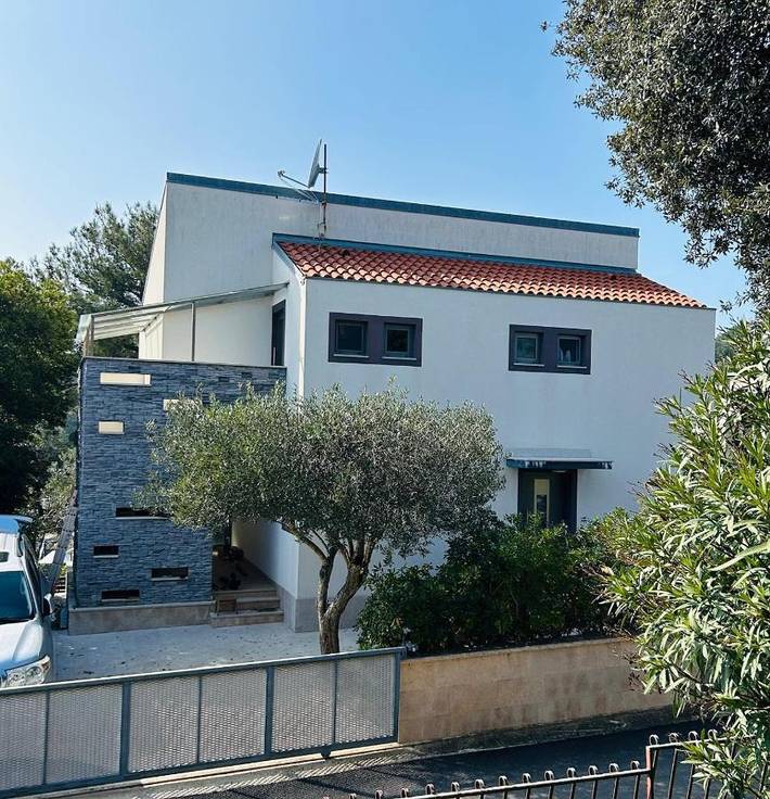 Ferienwohnung für 4 Personen, mit Garten und Ausblick