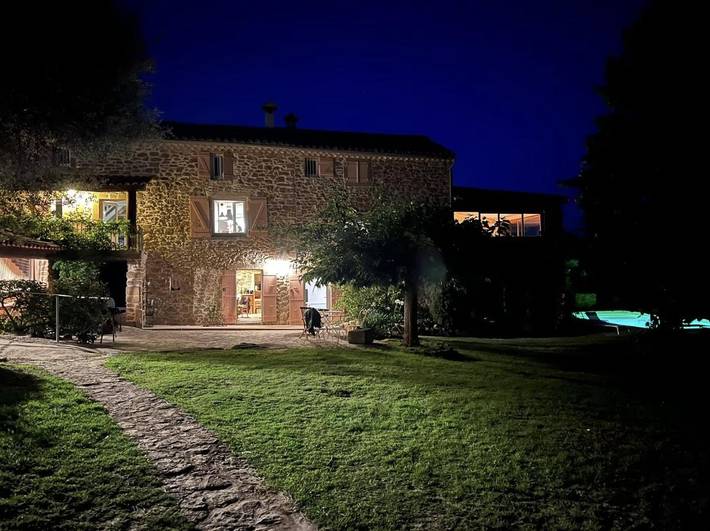 Chambre d’hôte pour 2 personnes, avec Terrasse à Grillon