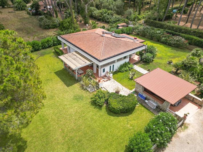 Villa im Grünen mit spektakulärem Blick auf den Golf von Portoferraio in Portoferraio, Toskanischer Archipel