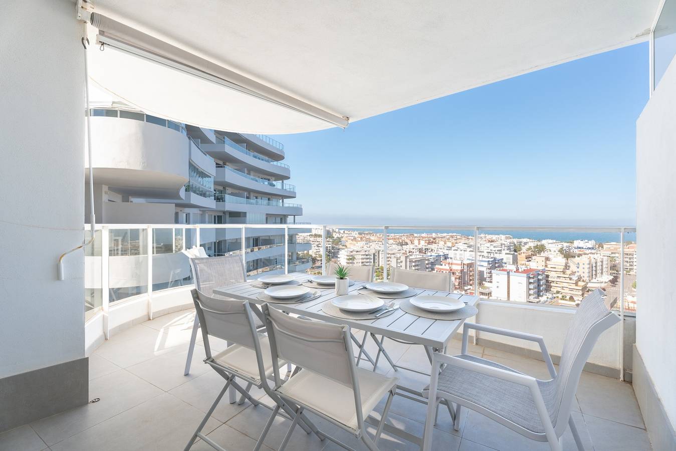Ganze Wohnung, Ferienwohnung 'Tu Escapada En Canet' mit Meerblick, Wi-Fi und Klimaanlage in Canet d'En Berenguer, Costa de Valencia