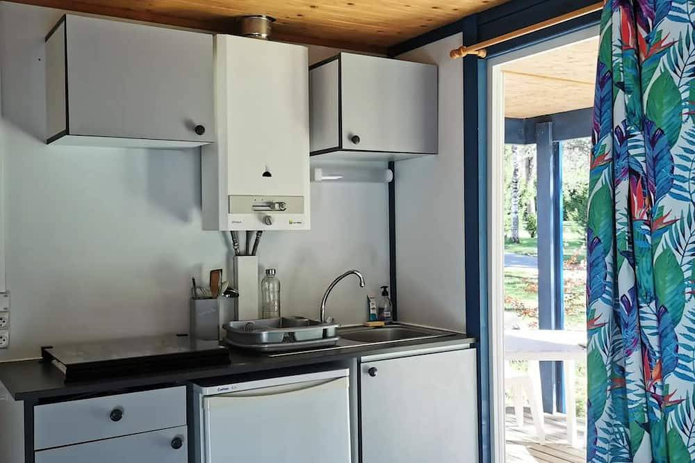Petit Chalet Bungalow 4 personnes in Palisse, Région d'Ussel