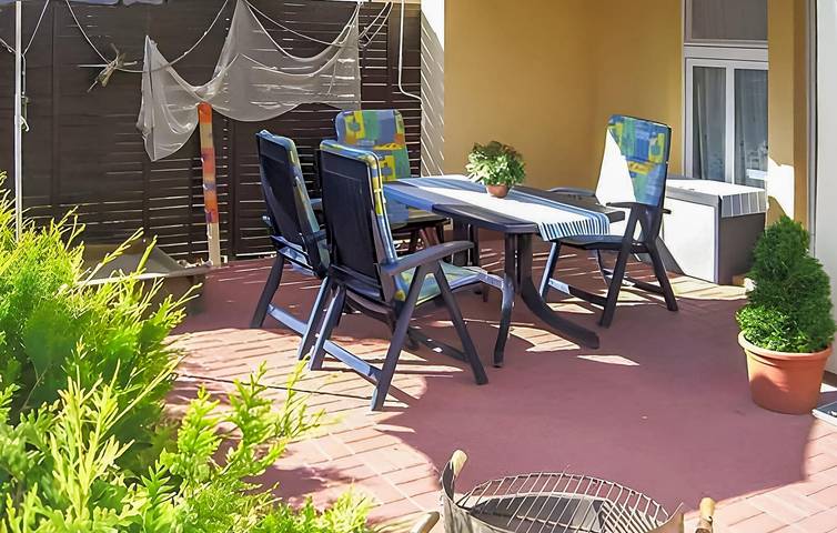 Ferienhaus für 4 Personen, mit Terrasse, mit Haustier in Dierhagen - 2