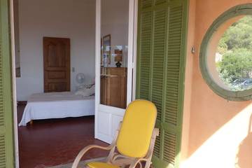 Villa pour 11 Personnes dans Bormes-les-Mimosas, Parc national de Port-Cros, Photo 1