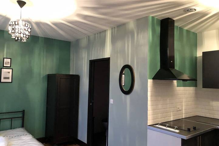 Apartamento entero, Estudio-Superior-Baño en la habitacion-Vista al Jardín in San Quintín (Aisne), Aisne