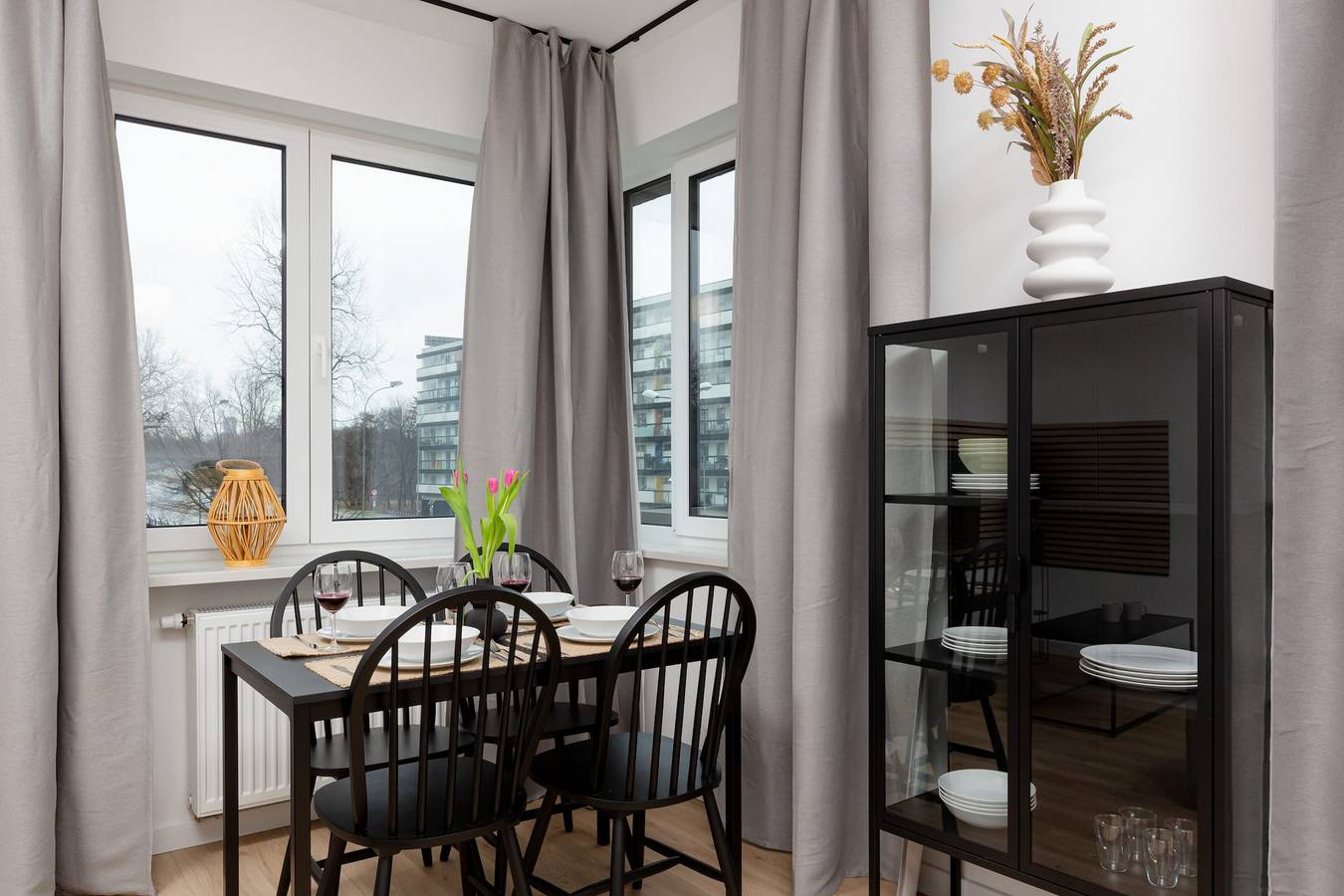 Cały apartament, Spacious Apartment in Zoliborz | Parking and Balcony in Żoliborz, Warszawa