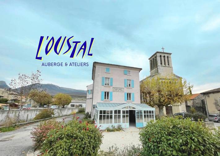Auberge, avec Terrasse et Piscine