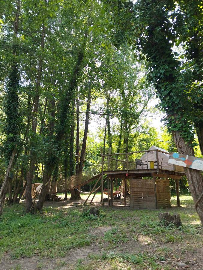 Camping pour 2 personnes, avec Balcon et Terrasse ainsi que Jardin et Vue