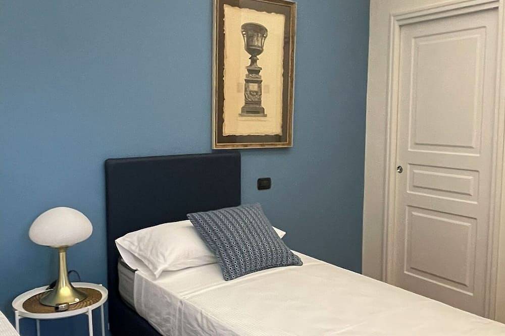 Casabella | Elegant single-family home just a stone's throw from the heart of Pavia and the train station in Pavie, Province de Pavie