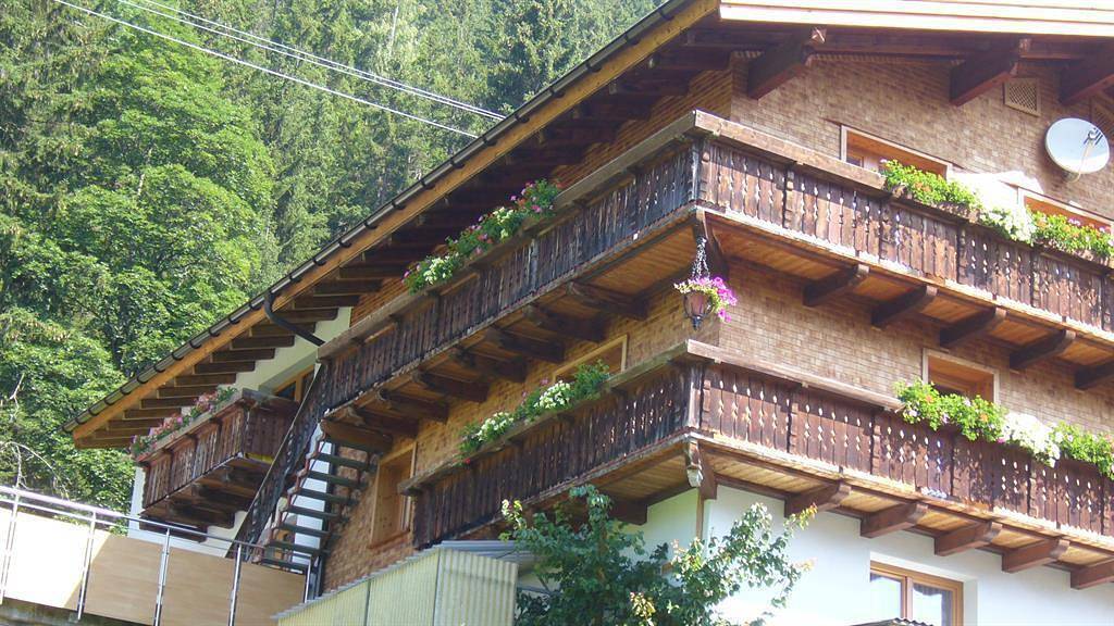 Geheel vakantieappartement, Wohnung 3-5 Pers./3 Schlafräume/Du, Wc in Kappl, Verwall 