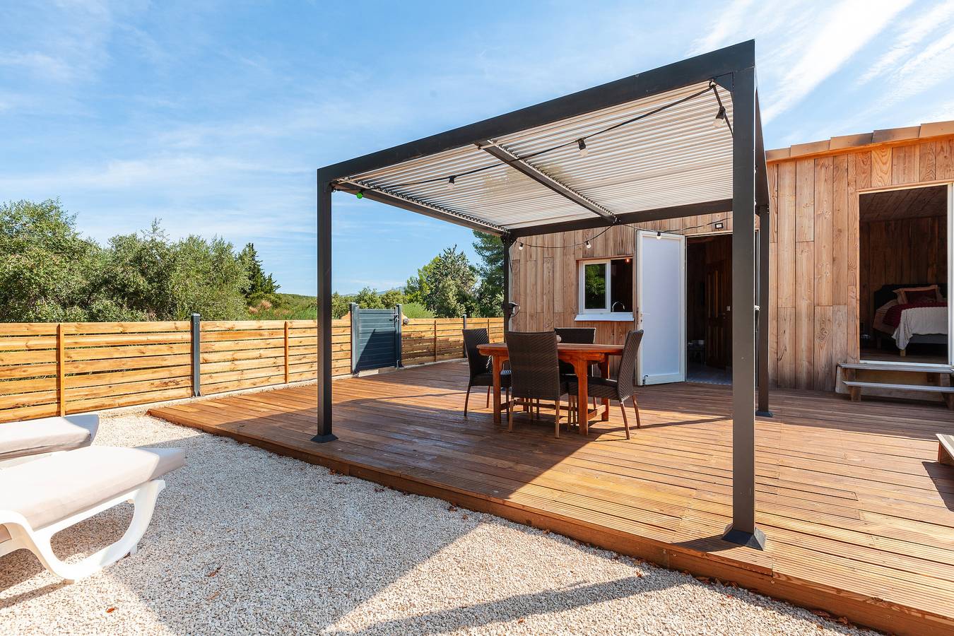 Apartamento 'Le Chalet' con terraza privada, Wi-Fi y aire acondicionado in Roquefort-la-Bédoule, Marsella region
