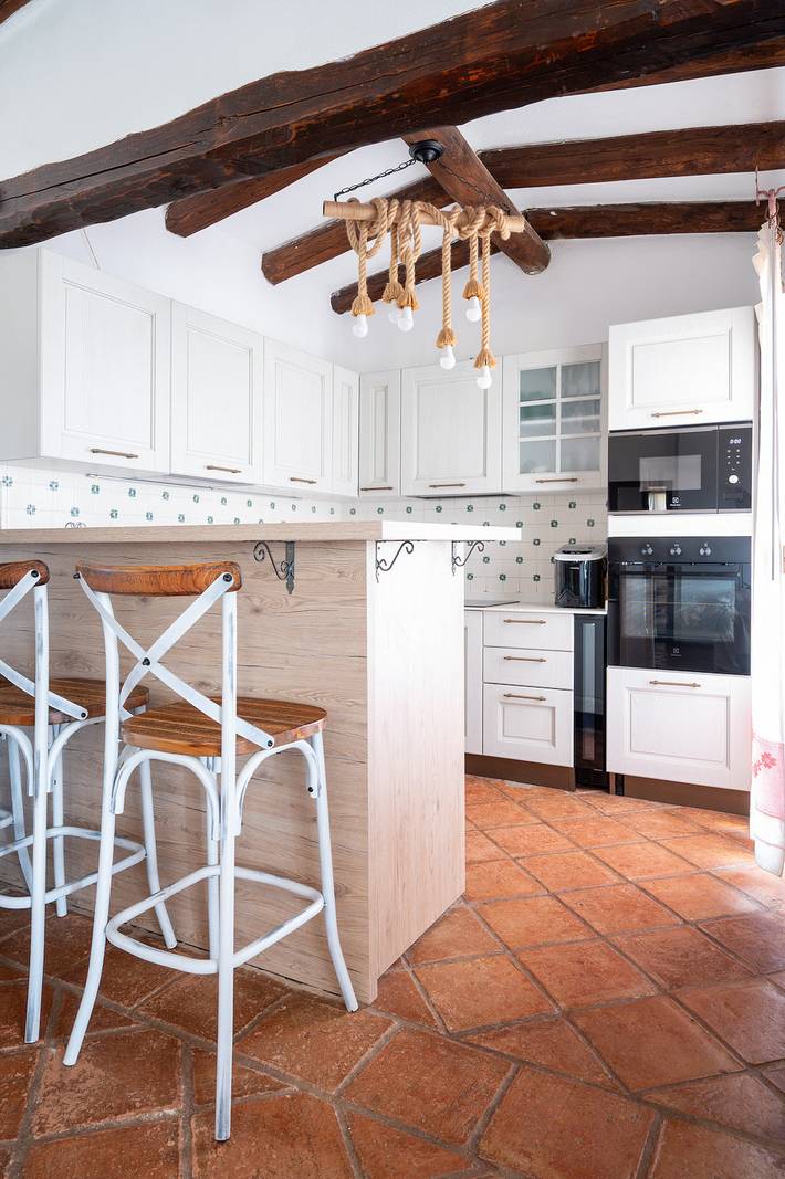 Villa per 8 persone, con piscina e terrazza nonché giardino a Porto San Paolo