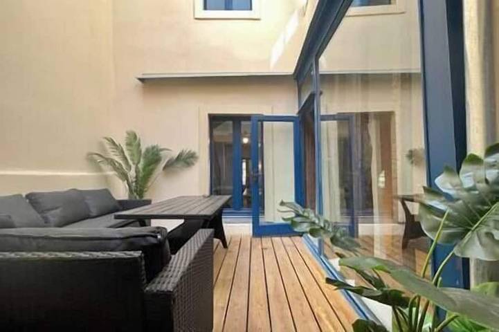 Appartement de vacances pour 6 personnes, avec jardin et terrasse à Carcassonne