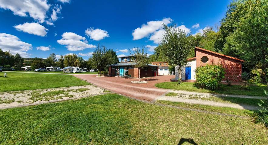 Camping für 4 Personen, mit Terrasse in Sachsen-Anhalt - 3