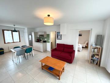 Gîte pour 4 personnes, avec jardin, adapté aux familles à Châteauneuf (Savoie)