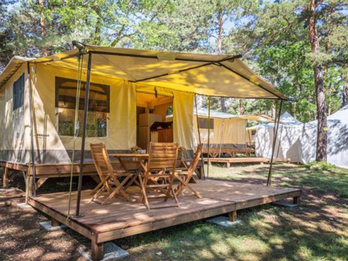 Camping für 4 Personen in Alpes-de-Haute-Provence - 2