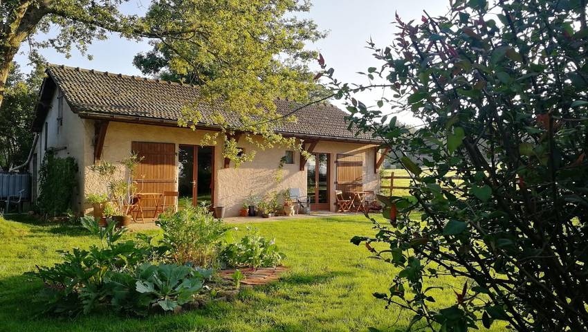 Chambre d’hôte pour 2 personnes, avec Jardin et Sauna à Beaubery