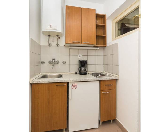 Ferienpark für 3 Personen, mit Pool und Balkon, kinderfreundlich in Kroatien - 2