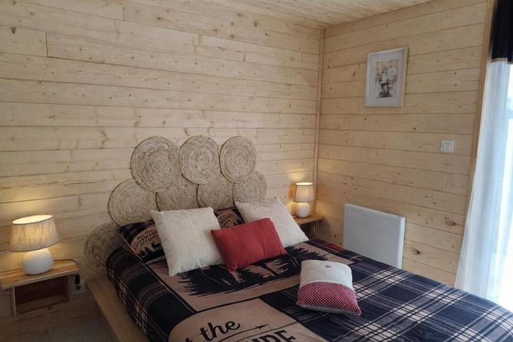 Gîte pour 4 personnes, avec jardin et terrasse dans Plan d'eau de Vernet la Varenne - 4