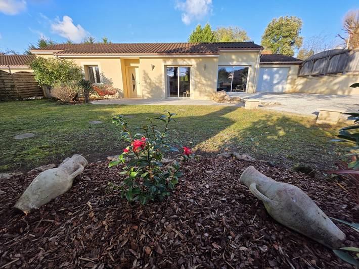 Gîte pour 6 personnes, avec jardin et terrasse - 1