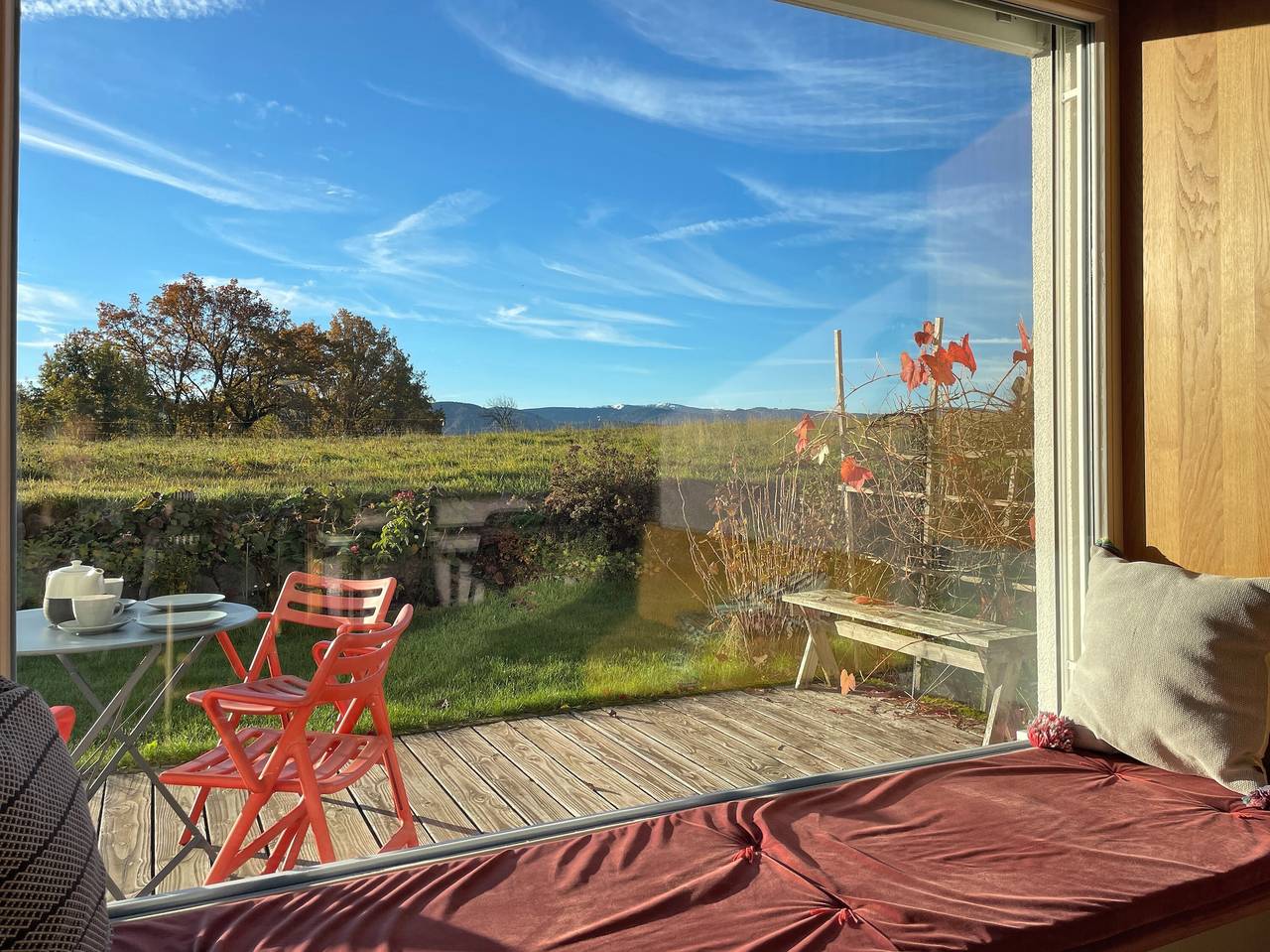 Ganze Wohnung, Ferienwohnung 'Waldmeisterzimmer' mit Bergblick, privater Terrasse und Wi-Fi in Sankt Peter, Südschwarzwald