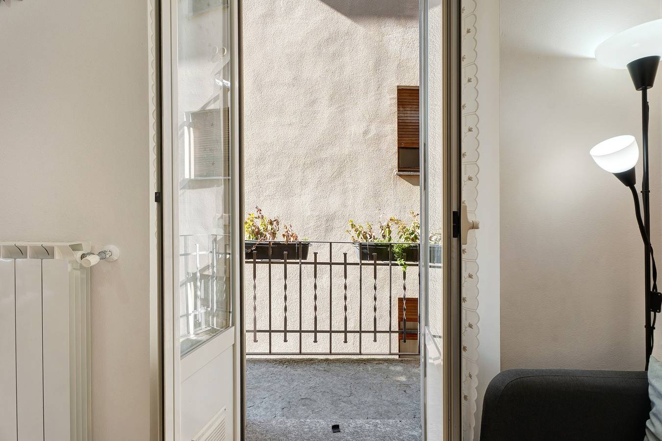 Apartamento entero, Apartamento 'Garibaldi 26' con vistas a la montaña, balcón y Wi-Fi in Stresa, Comune di Stresa
