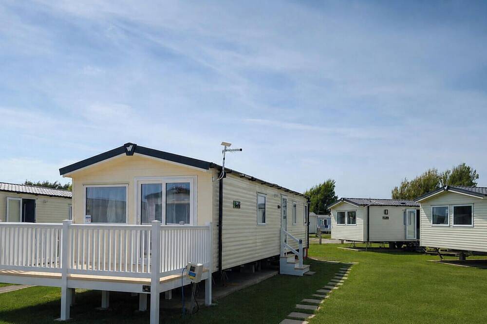 Mkrj Premium - Parkdean Camber Sands - sleeps 8 -En Suit- Pet Friendly - ww in Camber Sands, Camber
