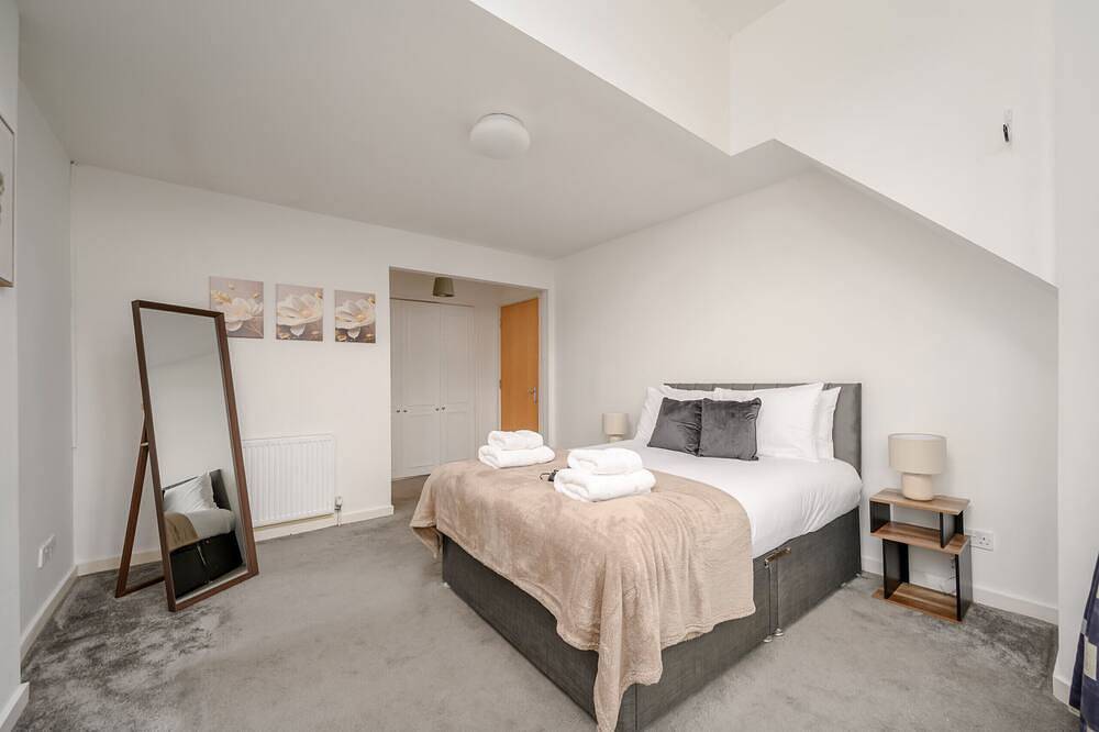 Pentland Hills Views - Cosy Room in Shared Accommodation - Edinburgh in Edinburgh, Edinburgh and Lothian