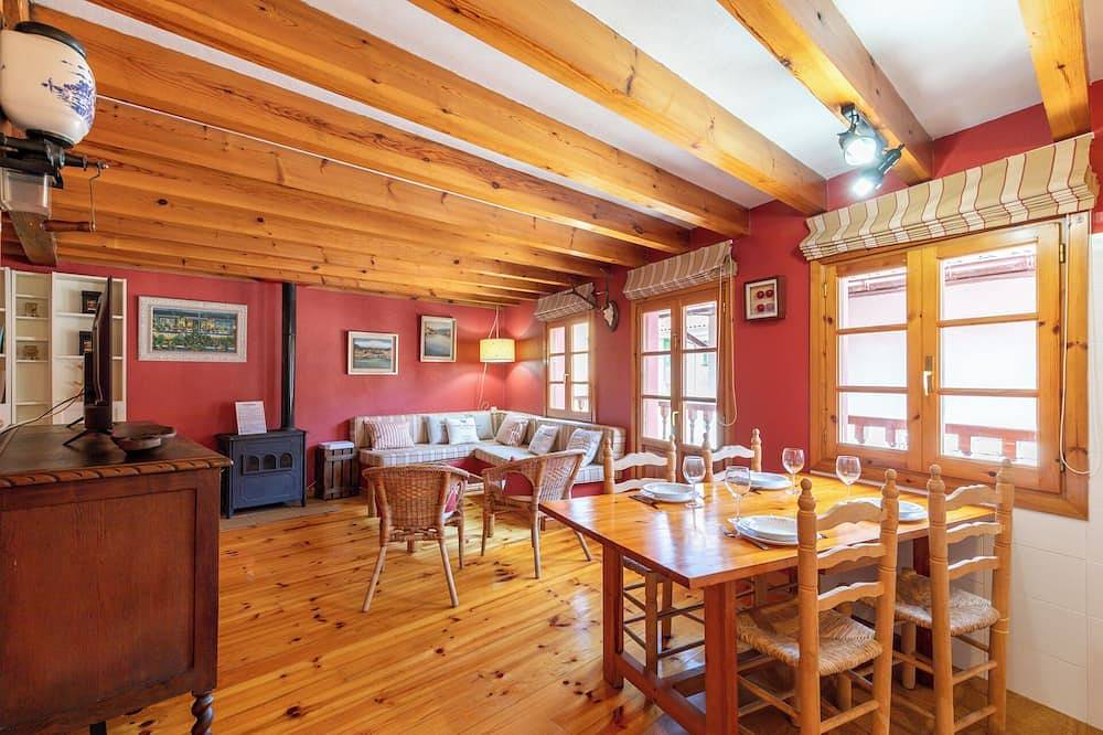 Entire apartment, Sabetche - baskeyrentals in Lekeitio, Basque Coast (Spain)