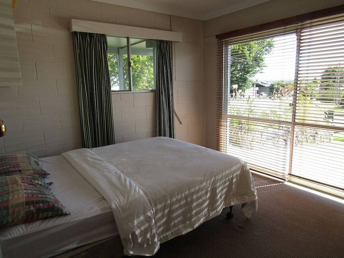 Holiday home for 10 people, with garden and balcony in Waikato