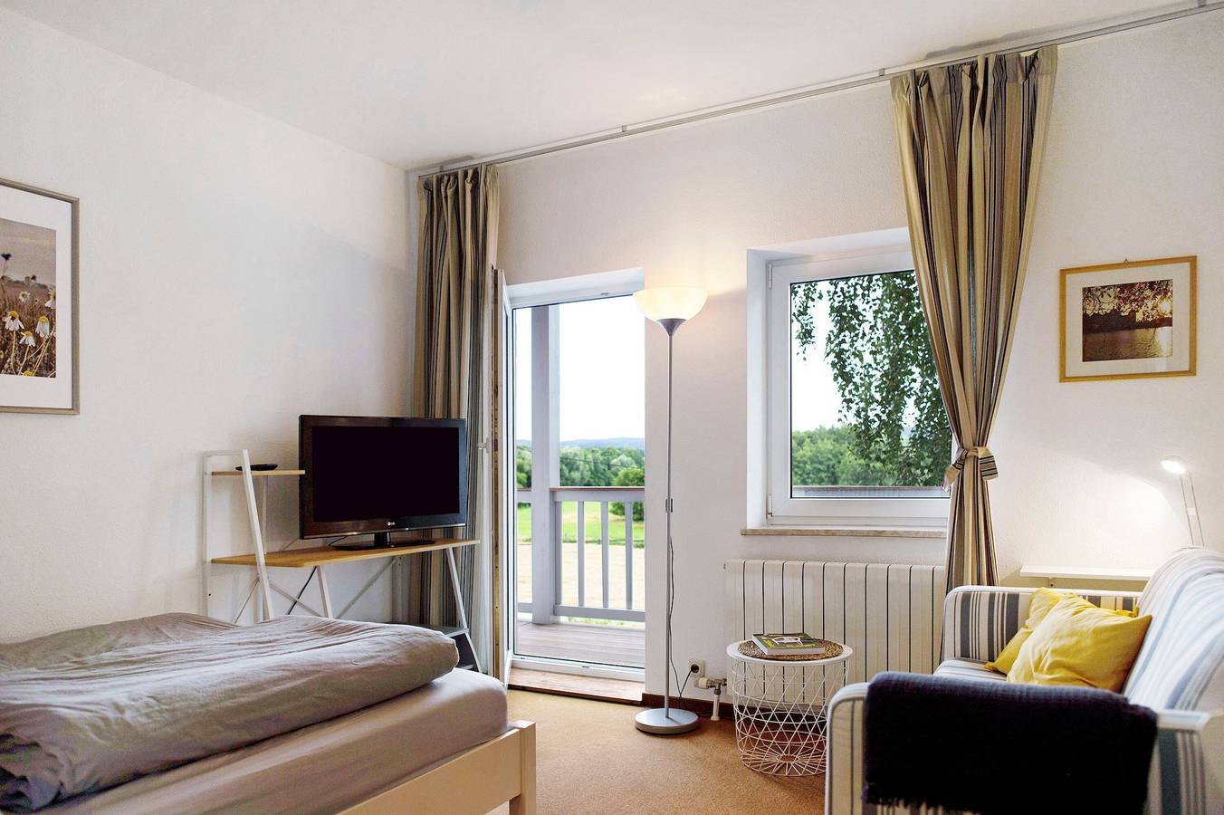 Entire studio, Studio Apartment 'Küstenblau - Fulgenhaus' with Balcony in Wittenbeck, Bad Doberan & Surroundings