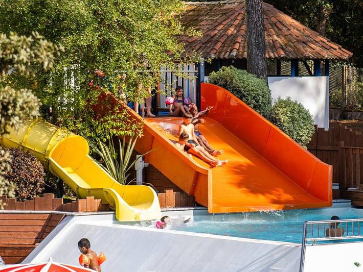 Camping pour 4 personnes, avec Bassin pour enfant en Nouvelle-Aquitaine - 4