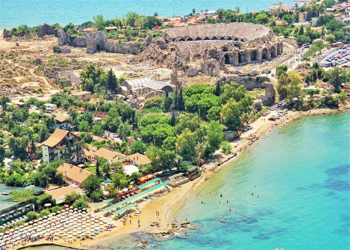 Hotel for 4 people, with pool and children pool as well as garden - 1