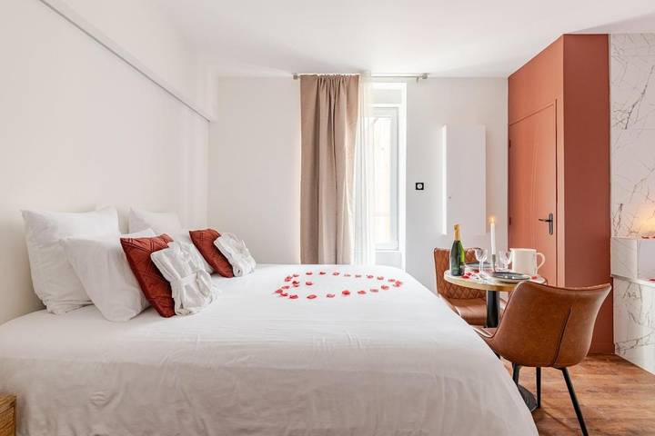 Location de vacances pour 2 personnes, avec jacuzzi à Roanne