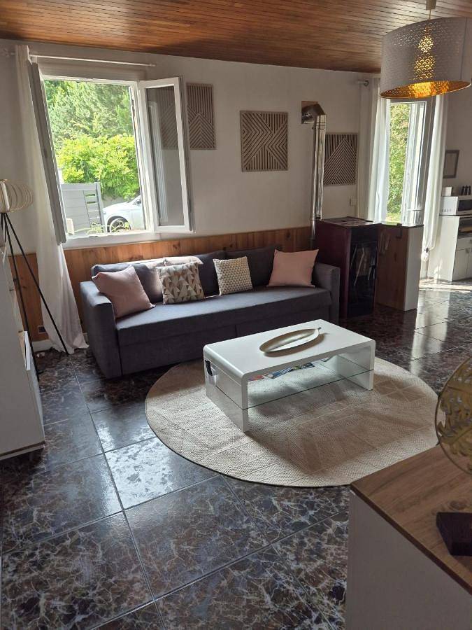Appartement entier, Appartement Maïa in Saint-Aigulin, Région de Jonzac