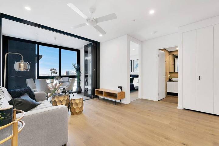 Vacation rental for 6 people, with terrace in Brisbane