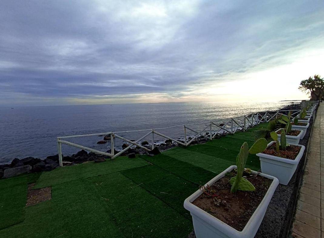Double or Twin Room with Private Bathroom in Riposto, Catania e dintorni