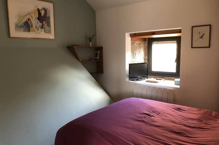 Location de vacances pour 8 personnes, avec terrasse et jardin à Aumont-Aubrac - 4