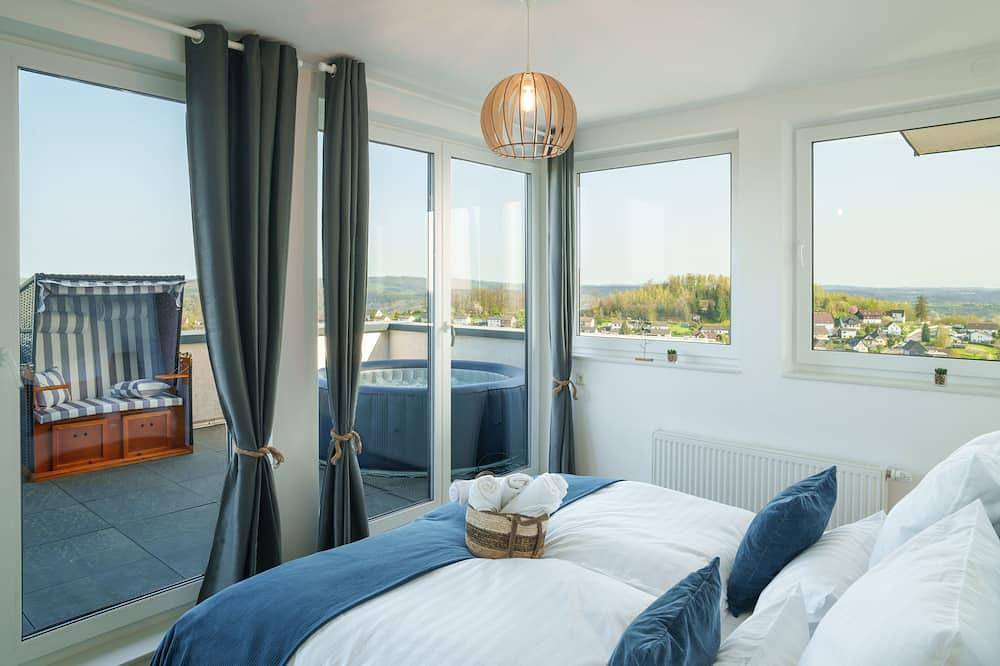 Ganze Wohnung, Immo-Vision: Penthouse - Sauna - Jacuzzi - Bbq - See in Bergneustadt, Oberbergischer Kreis