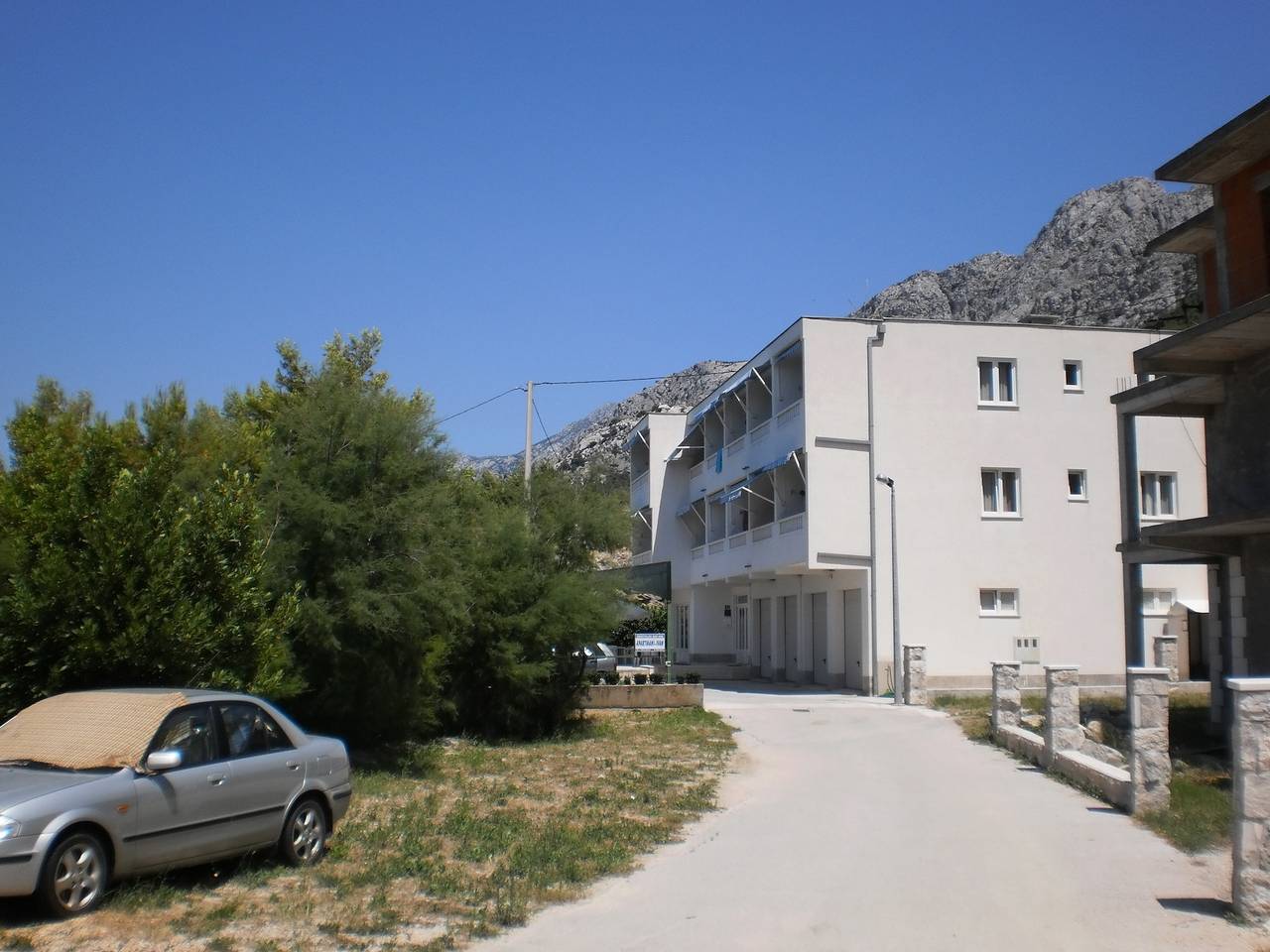 Entire apartment, Studio flat with balcony and sea view Nemira, Omiš As-19635-d in Omis, Split-Dalmatia