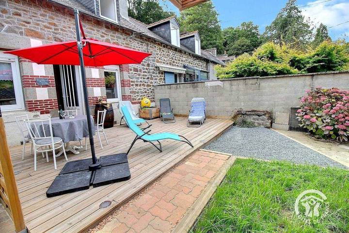 Gîte pour 4 personnes, avec Terrasse ainsi que Jardin et Vue dans Saint-Brieuc