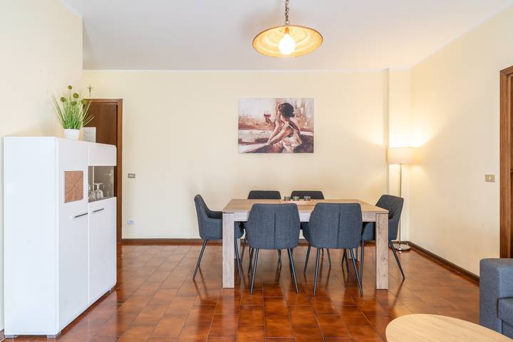 Gîte pour 6 personnes, avec Balcon et Jardin à Taceno