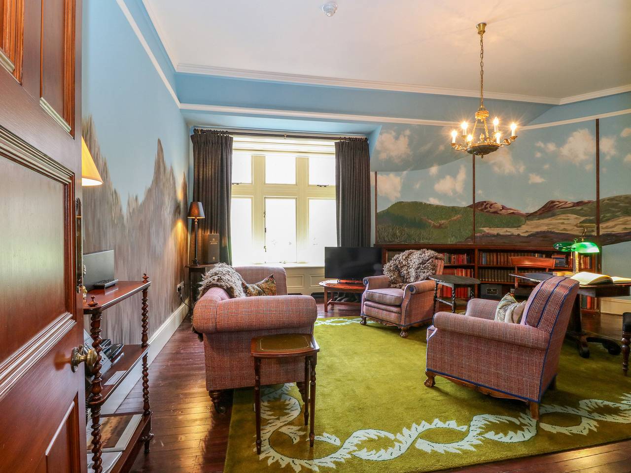Entire apartment, Dalvorar - Mar Lodge Estate in Braemar, Cairngorms National Park