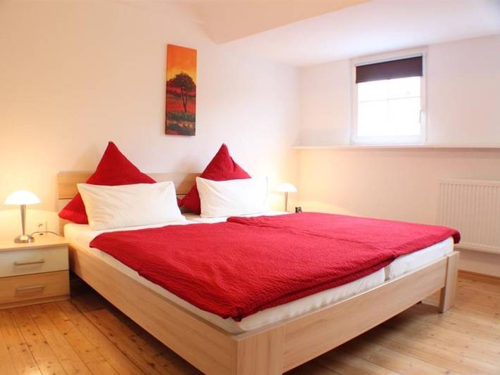 Ganze Ferienwohnung, Albertushaus - Albertus 6 - 1 Schlafzimmer - klimatisiert in Speyer, Rheinebene