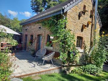 Location de vacances pour 2 personnes, avec jardin à Hamoir